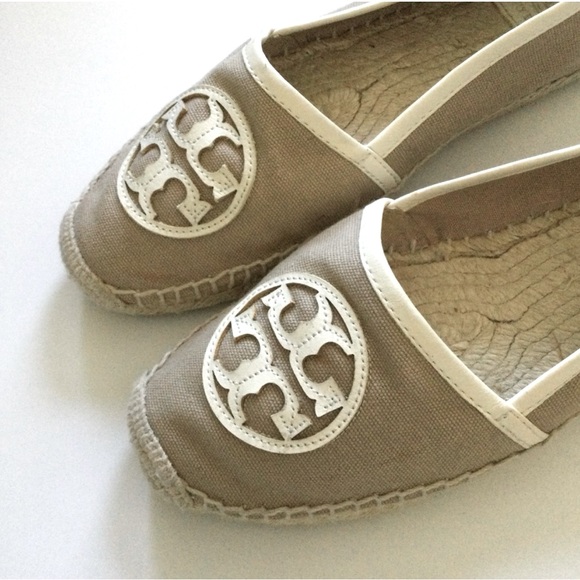 TORY BURCH ESPADRILLES SZ.9 - Picture 2 of 6